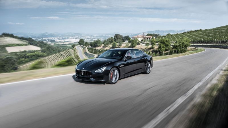 Maserati-Quattroporte-GranSport-18-gripping